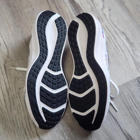 Nike Downshifter 10 Fable Big Kids' Running Shoes Size 6 Youth - Picture 5 of 8